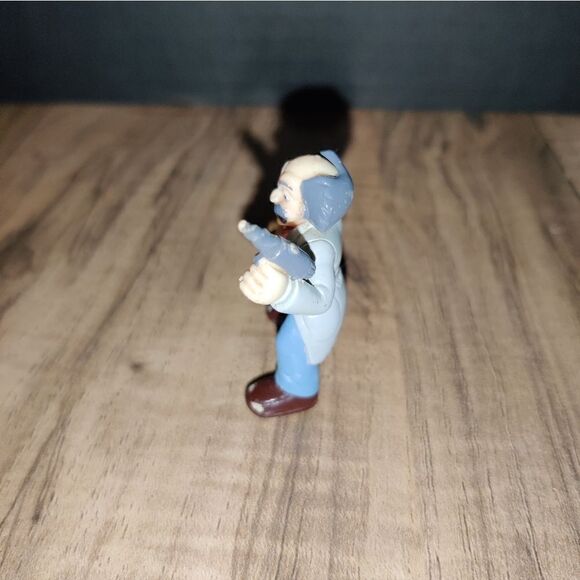 Dr Willy 1995 Collectible Capcom Mini Action Figure PVC Toy Bandai Mega Man - Picture 4 of 9